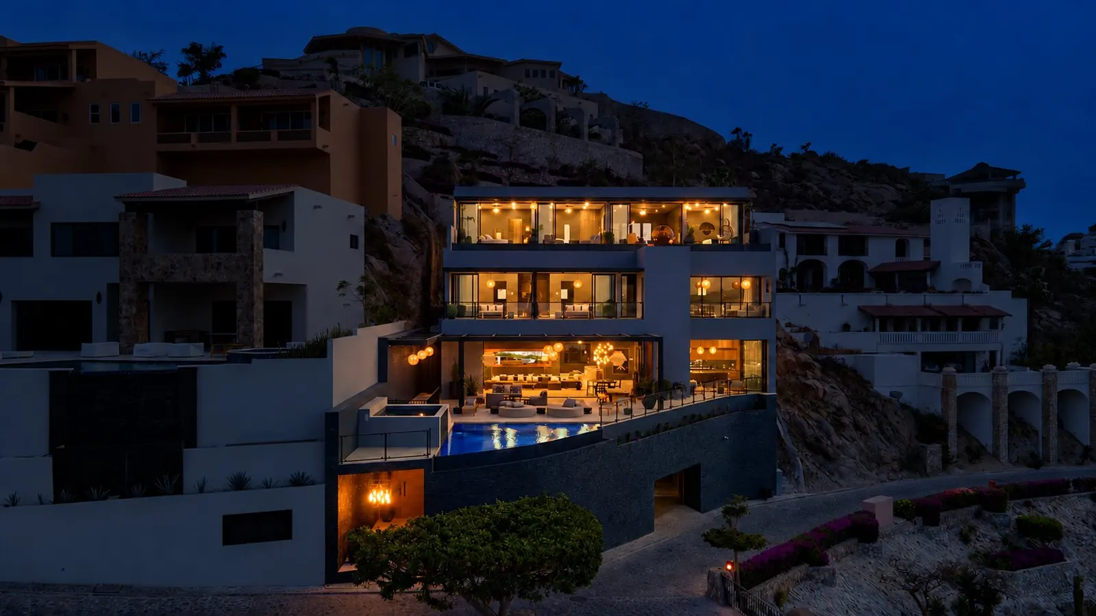 Lucia Noir Cabo villa photo 3